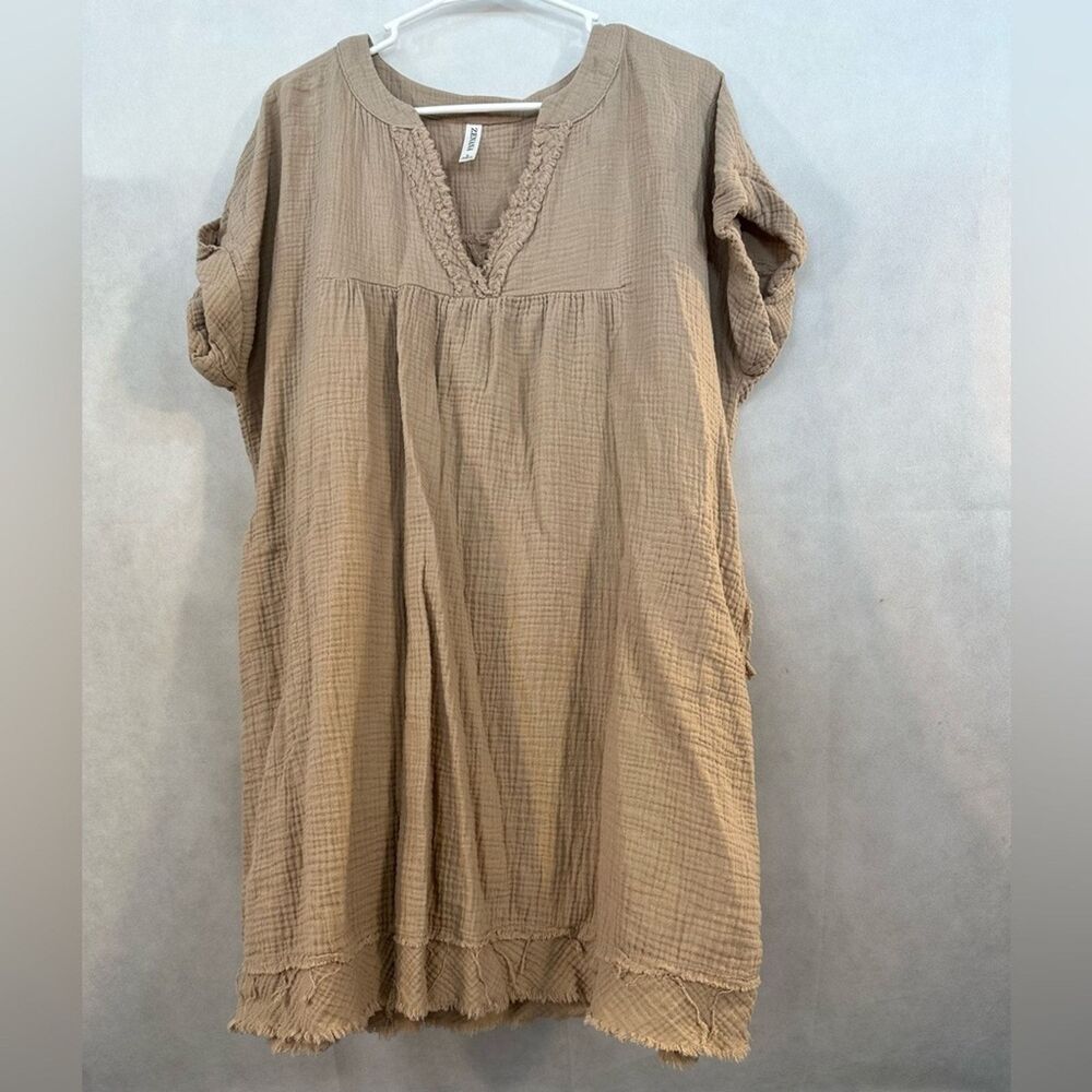 Zenana Women’ Relaxed Fit Gauge Rolled Short Sleeve V-Neck Tunic Tan Size Large